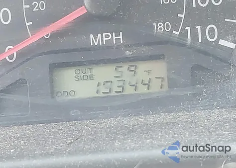 2006 Toyota Corolla Ce z USA, uszkodzony, nr VIN 2T1BR32E46C693209